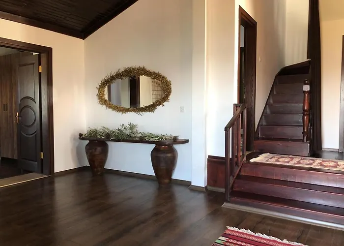 Lindos Garden Butik מלון