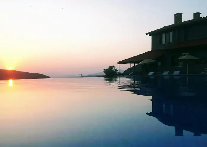 Lindos Garden Butik * Sirince